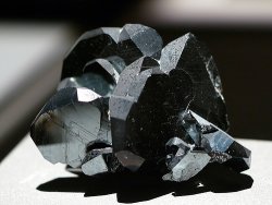 Crystals in Feng Shui - Hematite